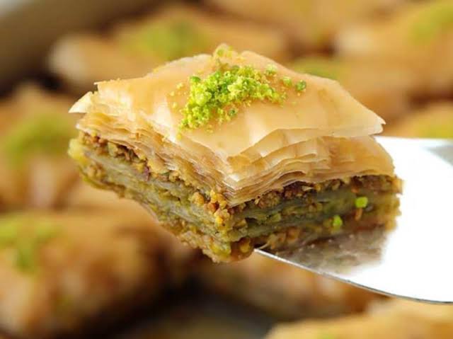 کيک باقلوا